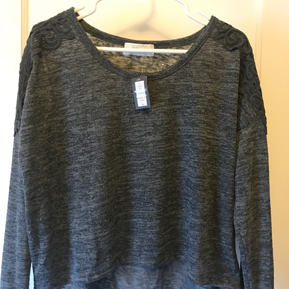 NWT Abercrombie & Fitch grey marled sweater
